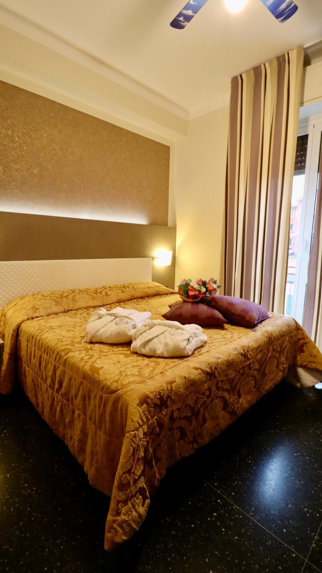 Hotel Villa Camilla Вараце Екстериор снимка